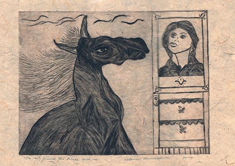 Une femme regarde un cheval de sa fen�tre.